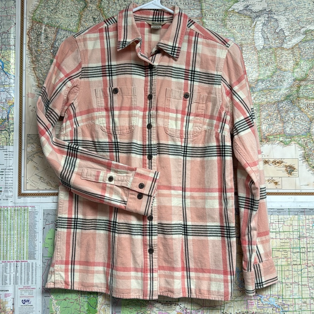 Duluth Trading Co. Pink Plaid Button Down Shirt